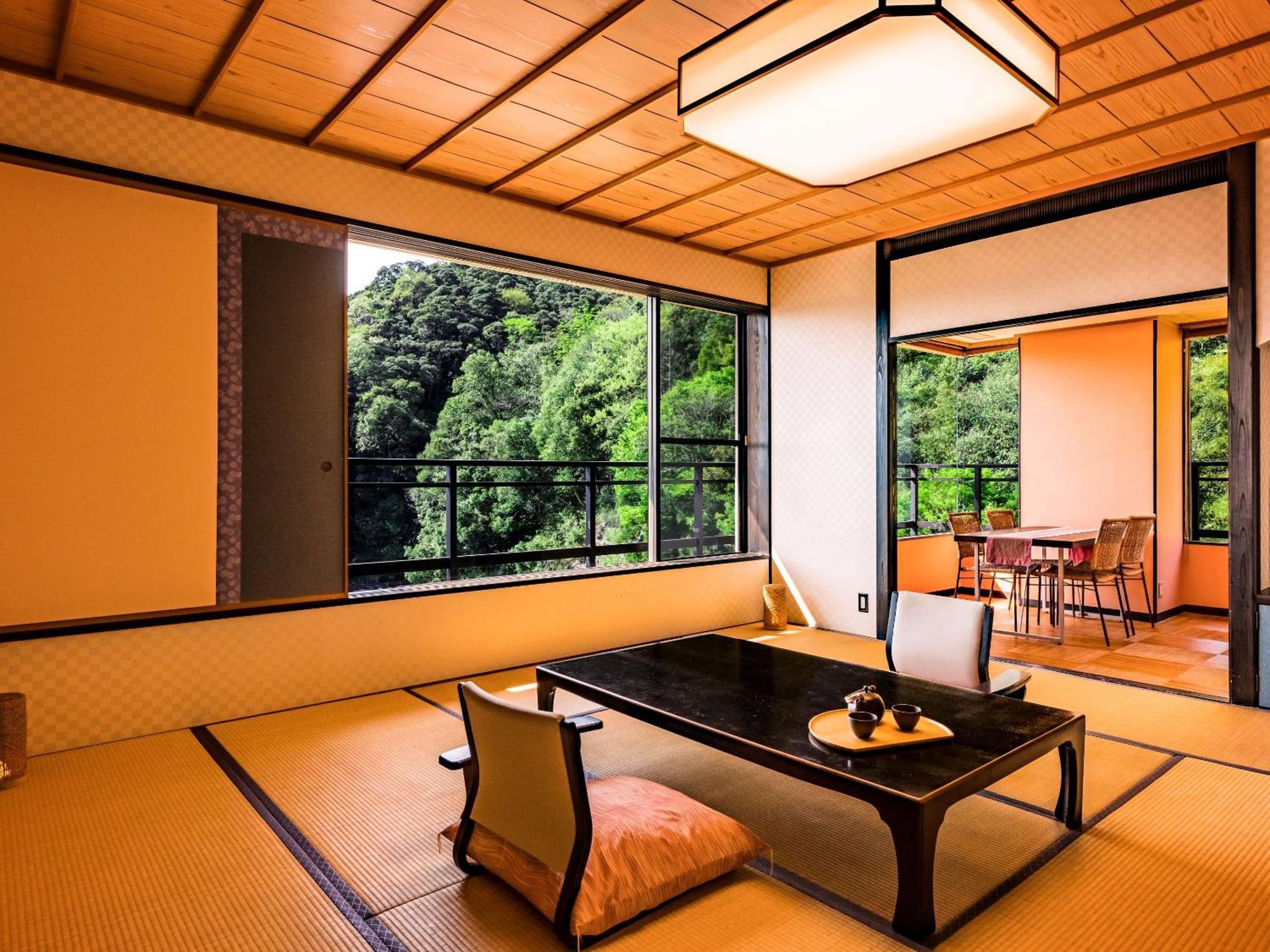 Ooedo Onsen Monogatari Premium Saiki Bekkan Misasa Номер фото
